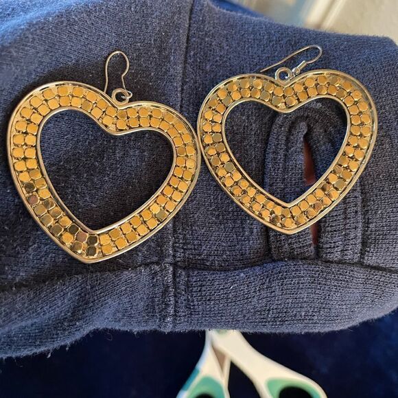 Metal art heart two tone gold and silver earrings - Picture 7 of 9